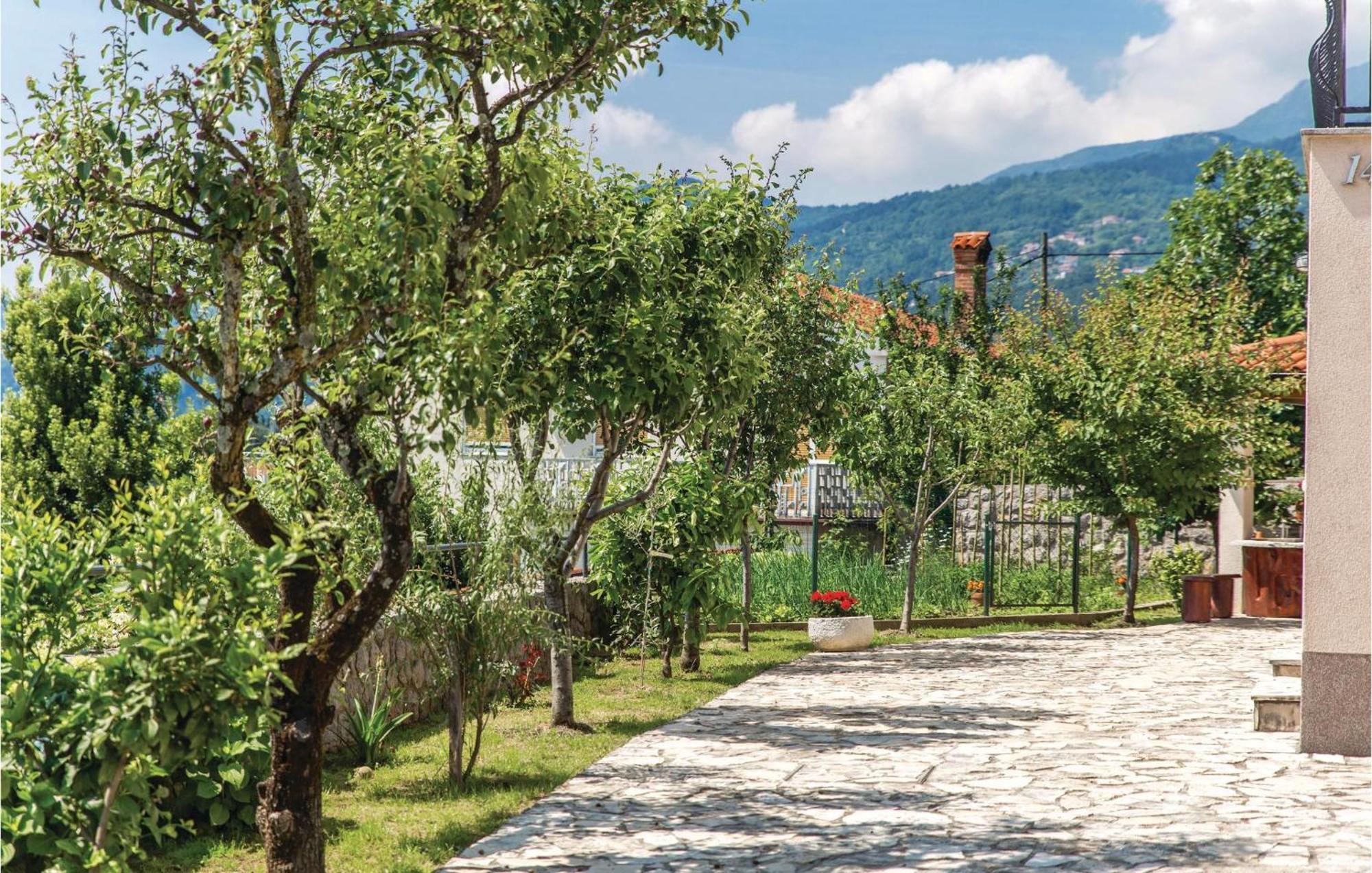 Pet Friendly Apartment In Icici With Wifi Buitenkant foto